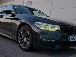 Svart Begagnad 2018 BMW 530 M Sport Sedan | 304 900 kr (Bra pris)