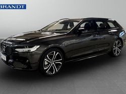 Grå Begagnad 2024 Volvo V90 Plus Kombi | 499 900 kr (Marknadspris)