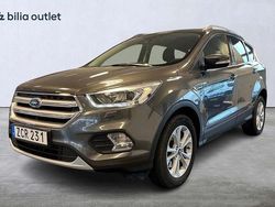 Grå Begagnad 2017 Ford Kuga Titanium SUV | 169 900 kr (Marknadspris)