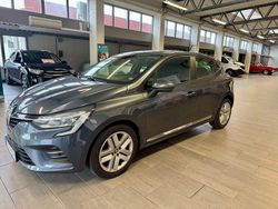 Grå Begagnad 2020 Renault Clio V SE Halvkombi | 119 900 kr (Marknadspris)