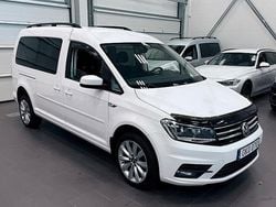 Vit Begagnad 2016 VW Caddy Maxi Life Life Minibuss | 219 900 kr (Marknadspris)