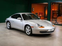 Ljusgrå Begagnad 1998 Porsche 911 Carrera | 479 900 kr