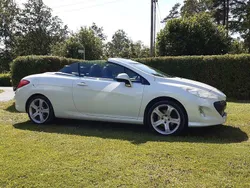 Vit Begagnad 2009 Peugeot 308 CC Cab | 62 000 kr (Marknadspris)