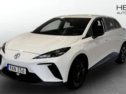 Vit (white) Begagnad 2023 MG MG4 EV Halvkombi | 249 900 kr