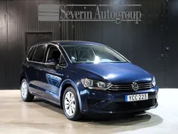 Mörkblå Begagnad 2016 VW Golf VII Halvkombi | 139 900 kr (Marknadspris)