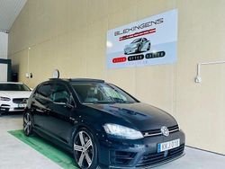 Svart Begagnad 2014 VW Golf VII R Halvkombi | 199 900 kr (Lite dyr)