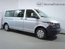 Silver Begagnad 2021 VW Caravelle Trendline Minibuss | 369 900 kr (Marknadspris)