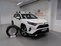 Vit Begagnad 2021 Toyota RAV4 Hybrid SUV | 349 900 kr (Superpris)