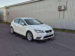 Vit Begagnad 2016 Seat Leon Style Halvkombi | 87 000 kr (Marknadspris)