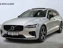 Silver Begagnad 2021 Volvo V60 R-Design Kombi | 429 900 kr (Marknadspris)