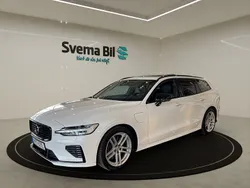 Ice white Begagnad 2021 Volvo V60 R-Design Kombi | 374 900 kr (Marknadspris)