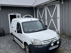 Vit Begagnad 2007 Citroën Berlingo | 17 000 kr (Marknadspris)