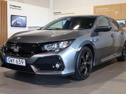 Mörkgrå (gråmetallic) Begagnad 2017 Honda Civic Elegance Halvkombi | 144 900 kr (Marknadspris)