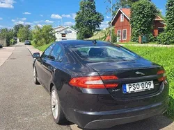 Svart Begagnad 2014 Jaguar XF Sedan | 129 000 kr (Marknadspris)