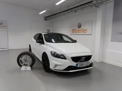Vit Begagnad 2015 Volvo V40 R-Design Kombi | 239 900 kr (Lite dyr)