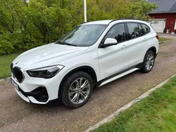 Vit Begagnad 2019 BMW X1 Sport Line SUV | 289 700 kr (Marknadspris)