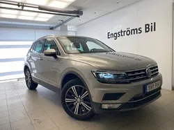 Silver Begagnad 2016 VW Tiguan Highline SUV | 267 000 kr (Lite dyr)