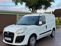 Vit Begagnad 2015 Fiat Doblò Minibuss | 42 000 kr (Lite dyr)