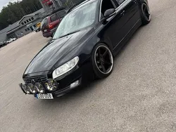 Svart Begagnad 2016 Volvo V70 Momentum Kombi | 95 000 kr (Marknadspris)