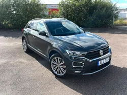 Grå Begagnad 2018 VW T-Roc R-line SUV | 219 000 kr (Bra pris)