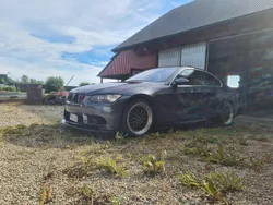 Grå Begagnad 2009 BMW 335 Sportkupé | 175 000 kr (Marknadspris)