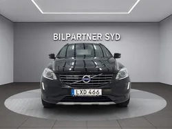 Svart Begagnad 2017 Volvo XC60 Momentum SUV | 159 900 kr (Marknadspris)