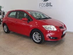 Röd Begagnad 2008 Toyota Auris Halvkombi | 69 900 kr (Marknadspris)