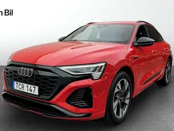 Röd Begagnad 2023 Audi Q8 Sportback e-tron S-Line SUV | 649 000 kr