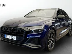 Navarrablå metallic Begagnad 2021 Audi Q8 S-Line SUV | 679 000 kr