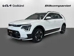 Vit Begagnad 2022 Kia e-Niro SUV | 324 900 kr (Lite dyr)