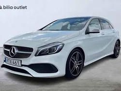 Vit Begagnad 2018 Mercedes A180 Halvkombi | 179 900 kr