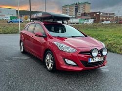 Röd Begagnad 2013 Hyundai i30 Kombi | 46 900 kr (Marknadspris)