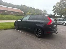 Svart Begagnad 2011 Volvo XC60 SUV | 90 000 kr (Marknadspris)