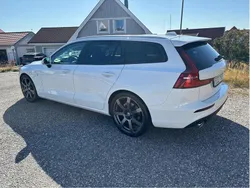 Vit Begagnad 2020 Volvo V60 Momentum Kombi | 209 000 kr (Bra pris)