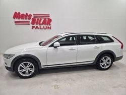Vit Begagnad 2018 Volvo V90 CC Kinetic Kombi | 249 900 kr (Dyr)