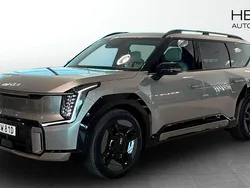 Grå (grey) Begagnad 2025 Kia EV9 GT-Line SUV | 819 900 kr (Marknadspris)