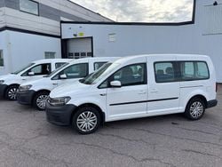 Vit Begagnad 2016 VW Caddy Maxi Life Life Minibuss | 86 600 kr (Superpris)