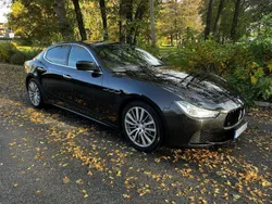 Svart Begagnad 2015 Maserati Ghibli Sportkupé | 279 000 kr