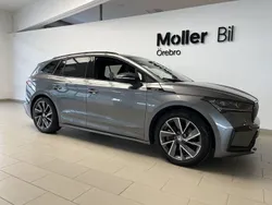 Grå (graphite grey metallic) Begagnad 2022 Skoda Enyaq iV SUV | 399 900 kr (Superpris)