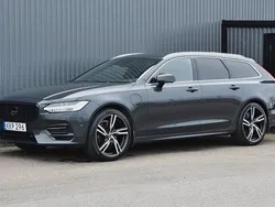 Grå Begagnad 2018 Volvo V90 R-Design Kombi | 369 900 kr (Lite dyr)