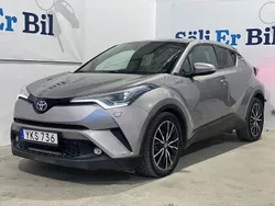 Mörkgrå (grå) Begagnad 2017 Toyota C-HR Executive SUV | 189 700 kr (Marknadspris)