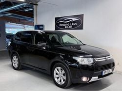 Svart Begagnad 2014 Mitsubishi Outlander SUV | 104 900 kr (Marknadspris)