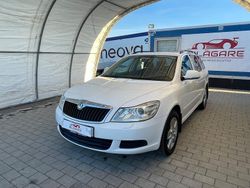 Vit Begagnad 2009 Skoda Octavia Ambiente Kombi | 74 900 kr (Marknadspris)