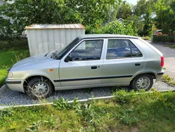 Silver Begagnad 2001 Skoda Felicia Halvkombi | 12 000 kr