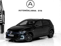 Svart Begagnad 2020 VW Golf VII GTE Halvkombi | 219 900 kr (Marknadspris)