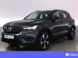 Mörkblå (blå) Begagnad 2022 Volvo XC40 Plus SUV | 324 900 kr