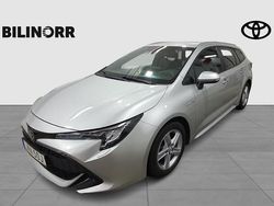Silver Begagnad 2021 Toyota Corolla Active Kombi | 249 900 kr (Marknadspris)