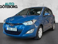 Ljusblå Begagnad 2013 Hyundai i20 Premium Halvkombi | 39 900 kr (Dyr)