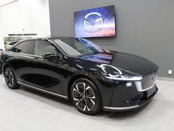 Svart Ny 2025 Mazda 6e Takumi-Line Sedan | 499 900 kr