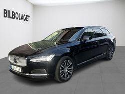 Svart Begagnad 2023 Volvo V90 Core Kombi | 439 800 kr (Marknadspris)